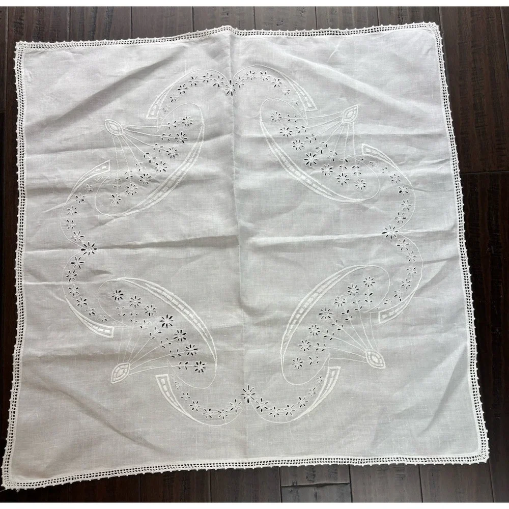 Vintage Hand Embroidered Linen Card Table Cloth Solid White 35